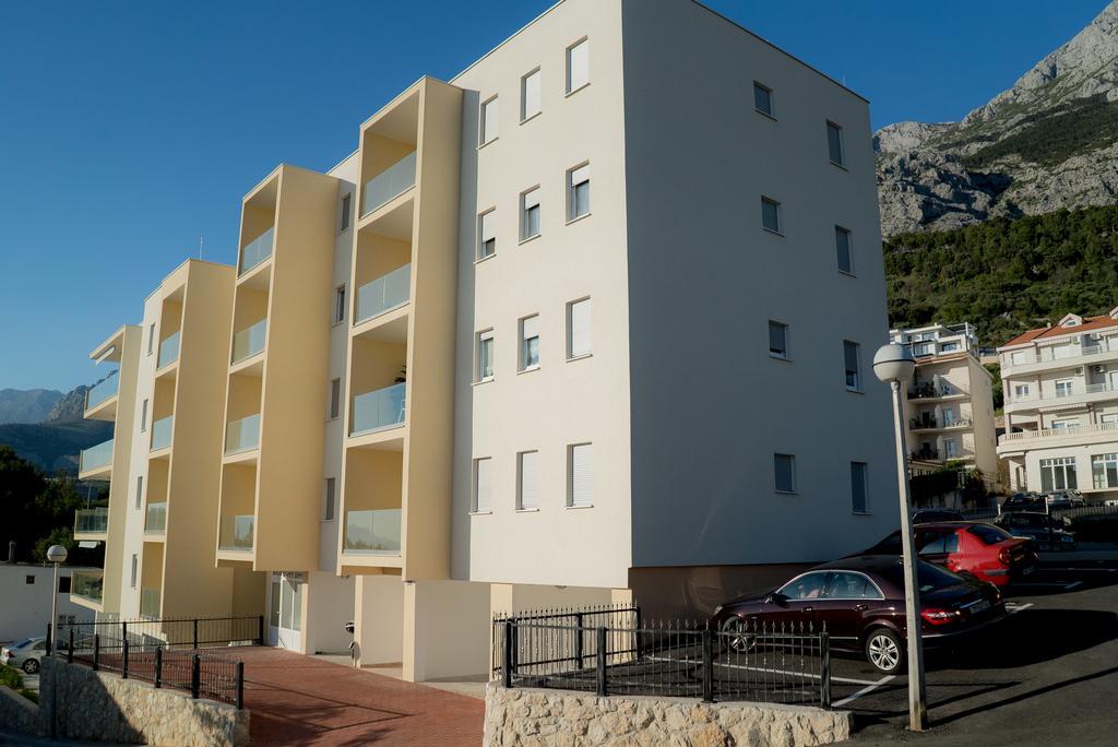 מאקרסקה Apartmani Ruzica מראה חיצוני תמונה