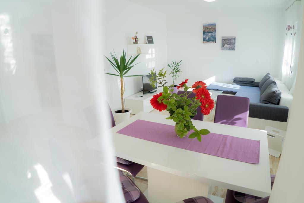 מאקרסקה Apartmani Ruzica מראה חיצוני תמונה