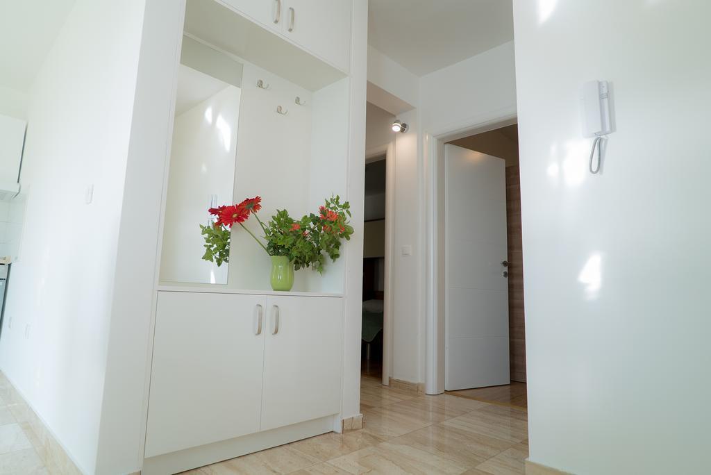 מאקרסקה Apartmani Ruzica מראה חיצוני תמונה